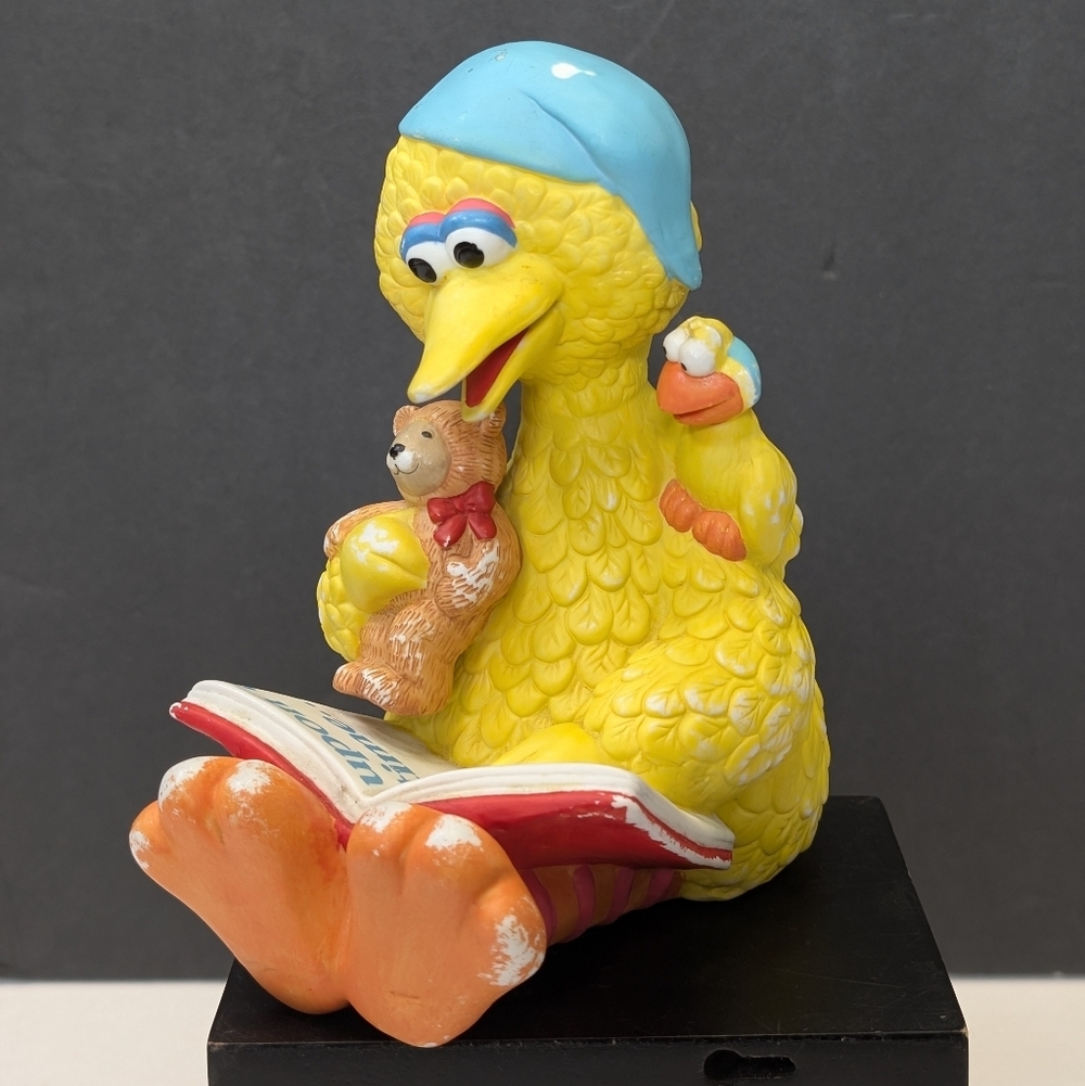 1993 J Henson BIG BIRD NIGHT TIME STORY Ceramic Figurin Big Bird Reading